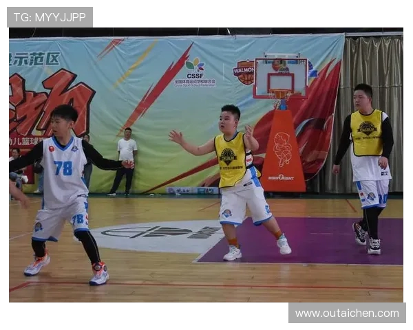 任骏飞领衔球队奋战新赛季展现篮球风采与团队精神的精彩时刻