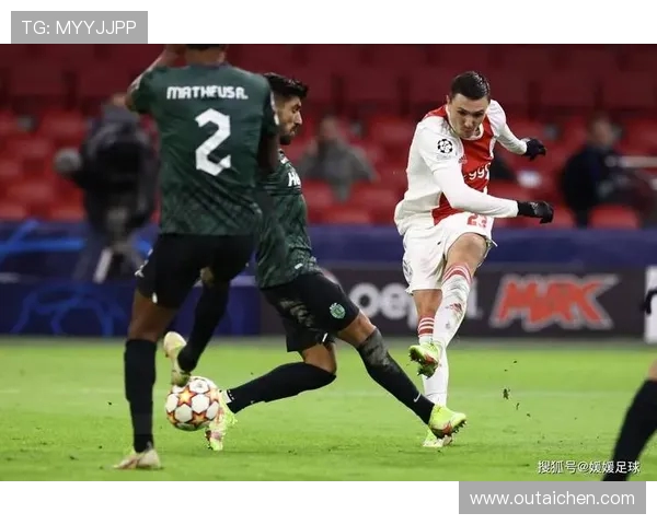 埃因霍温主场迎战奥斯积克期待精彩对决与球队表现分析