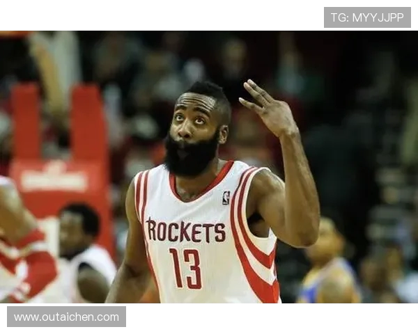 奥斯与埃蒙对决分析：战术布局与球员表现的深度剖析