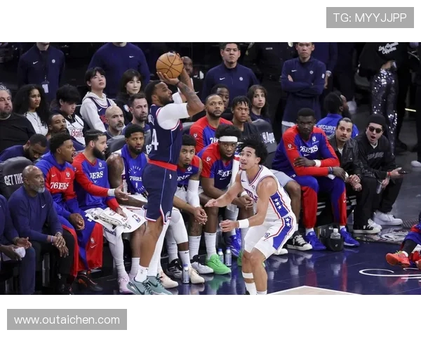 季后赛对决快船与开拓者谁能在激烈战斗中笑到最后